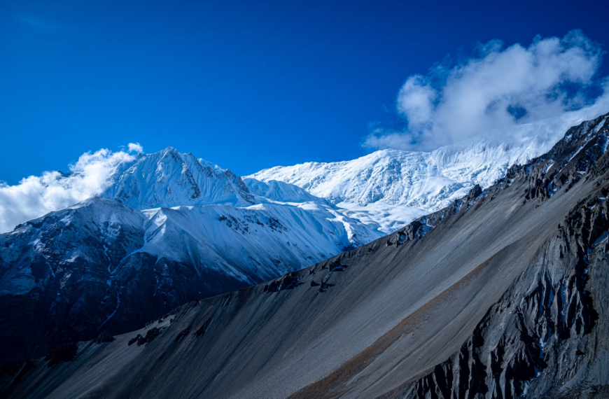 Trekking Agency in Nepal: Complete Guide to Choosing the Right Company for Annapurna Circuit and Annapurna Base Camp Trek