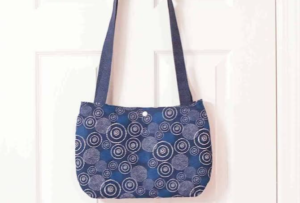 Making the Most of a Small Shoulder Bag
