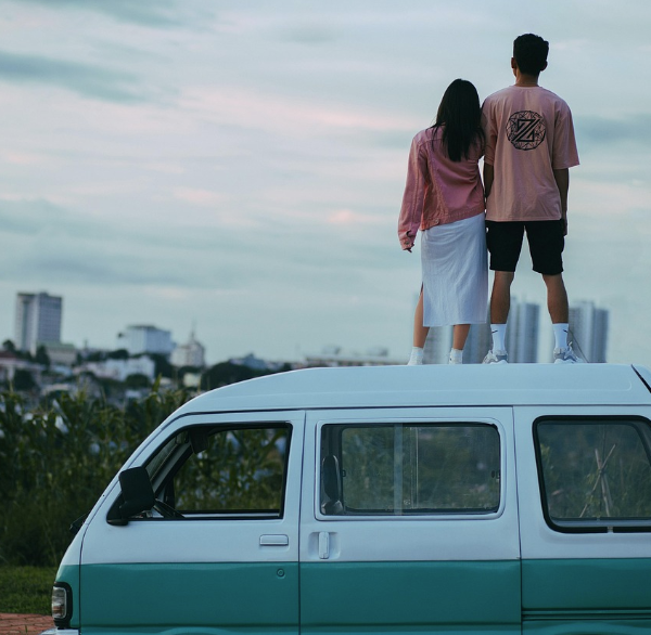 Looking for a Reliable Car Rental in Hanoi? Why a 16-Seater Is Ideal for Group Travel
