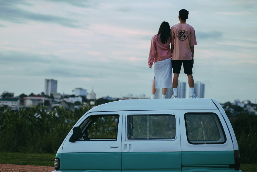 Looking for a Reliable Car Rental in Hanoi? Why a 16-Seater Is Ideal for Group Travel